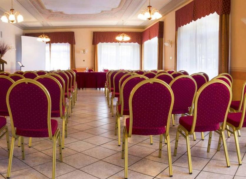 Conference room Photo