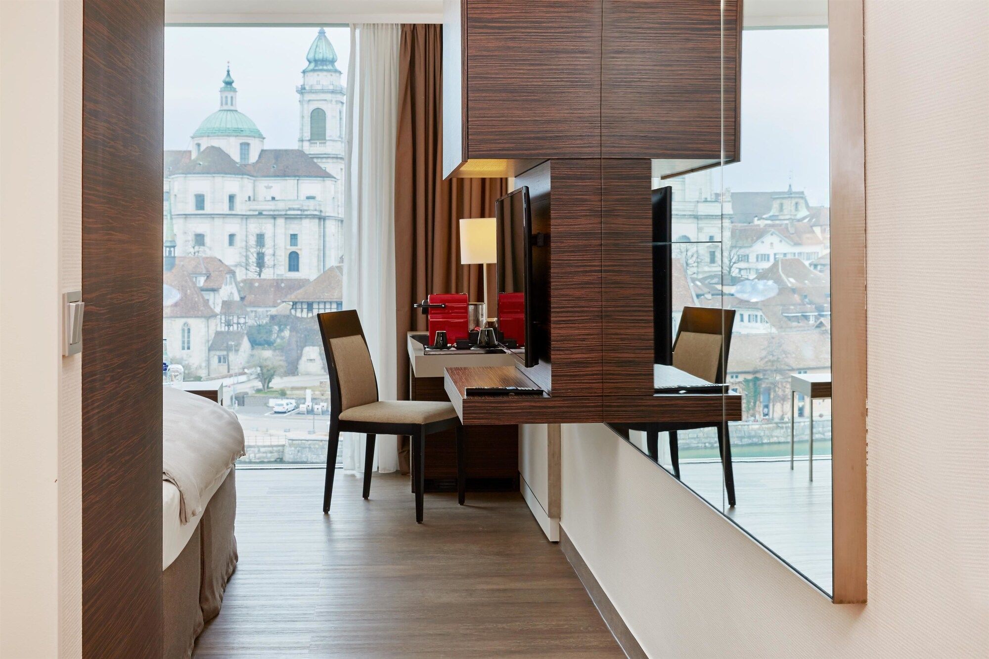 Room amenity