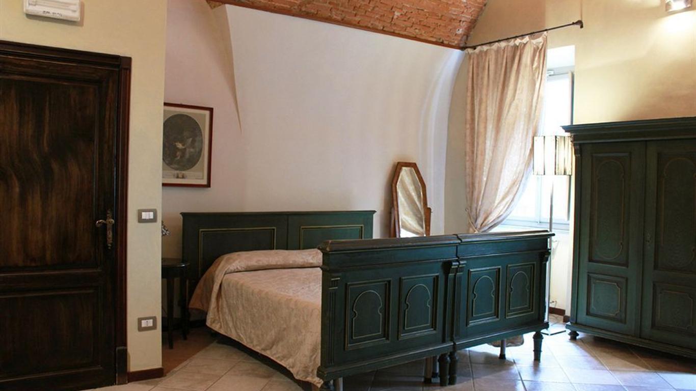 Accademia House