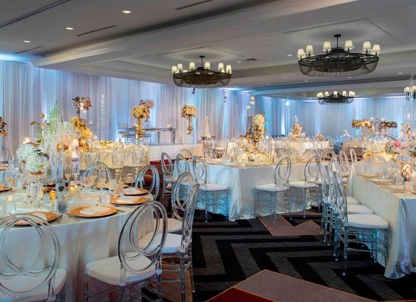 Banquet hall Photo