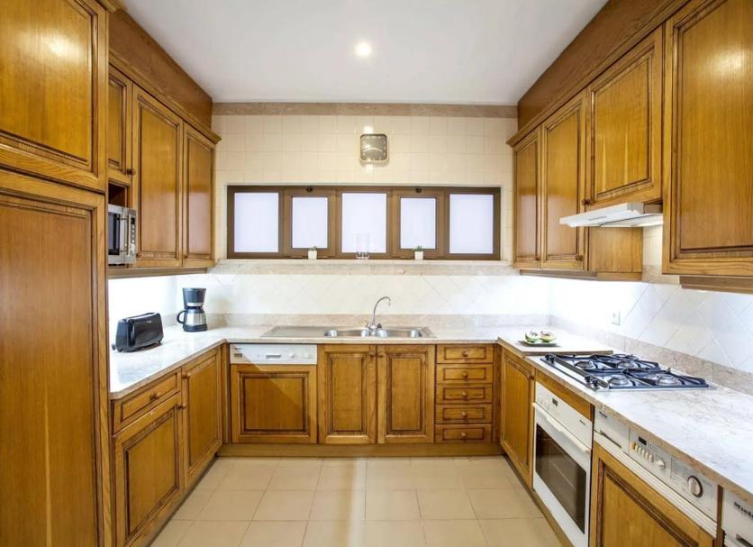 Kitchen Photo