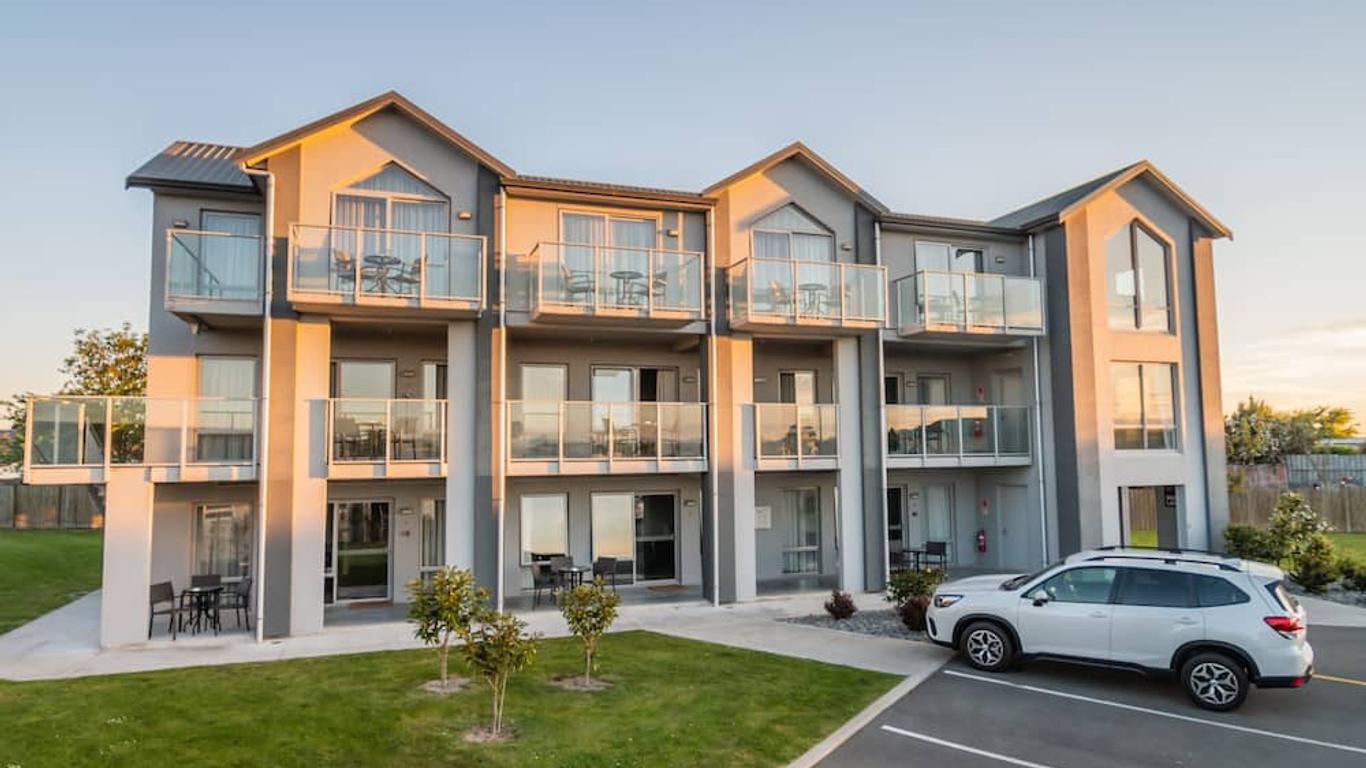 Coastal Ridge Apartments