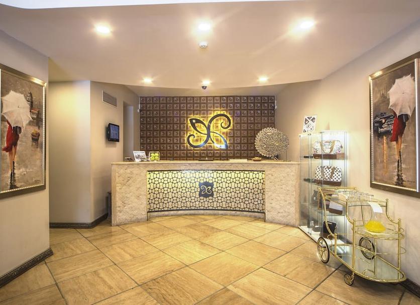 Front desk Photo