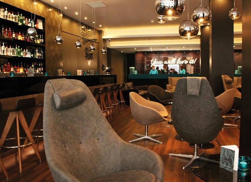 Bar Photo