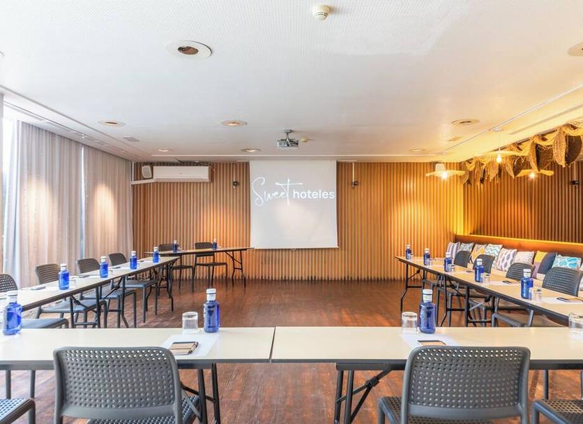 Conference room Photo