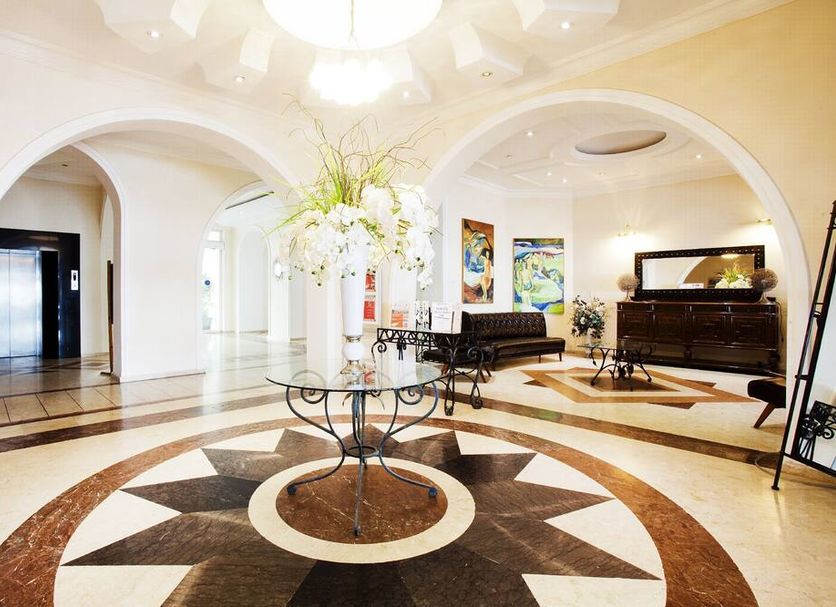 Lobby Photo