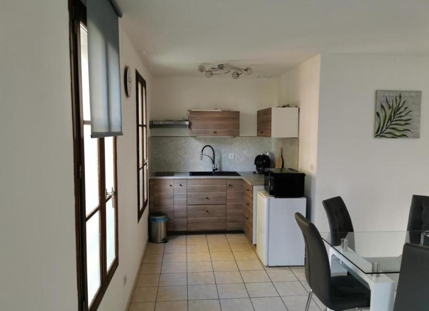 Kitchen Photo