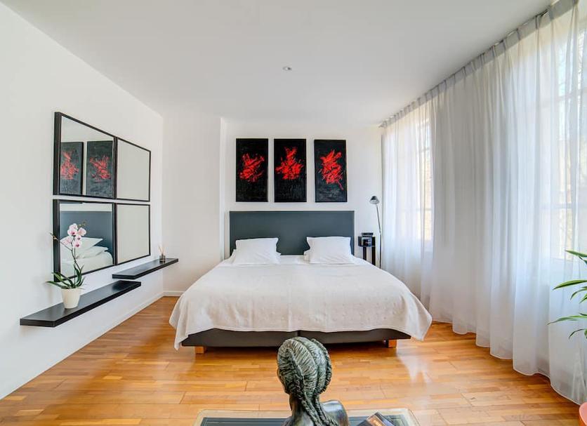 Bedroom Photo