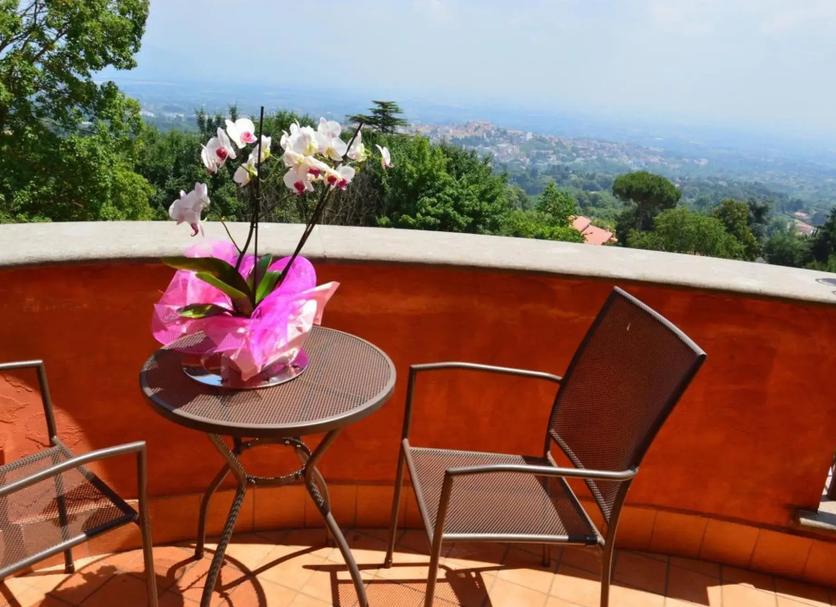 Balcony Photo