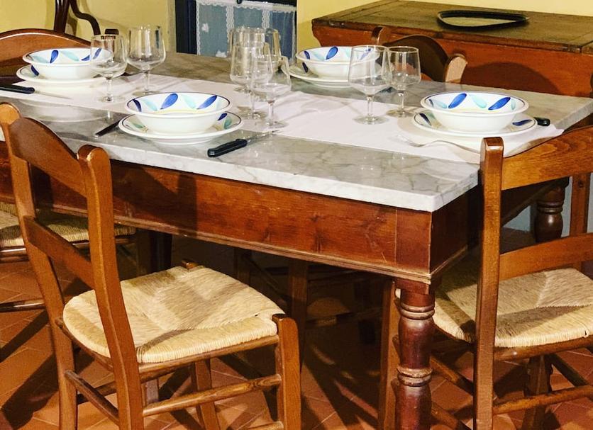 Dining room Photo