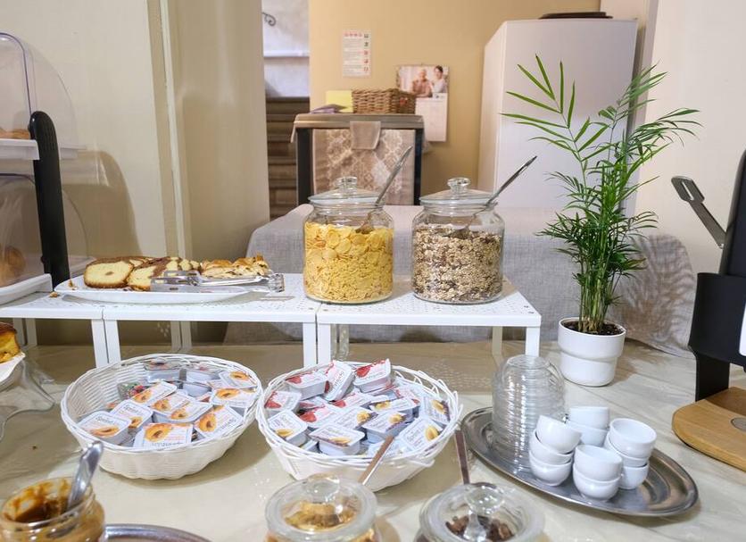 Buffet Photo