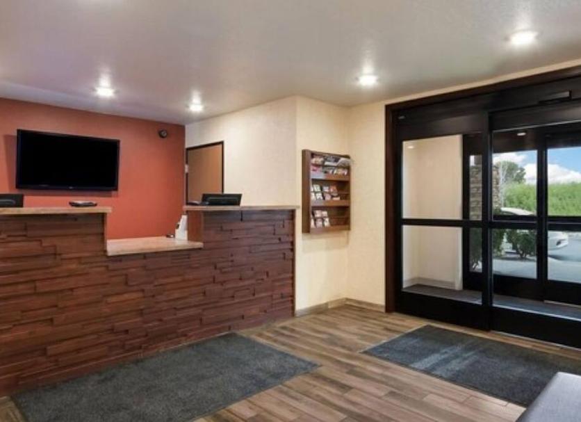 Front desk Photo