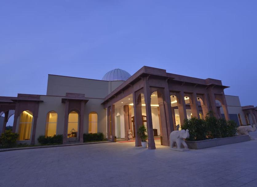 Building Photo