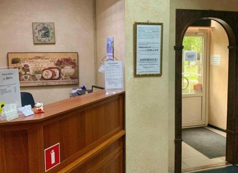 Front desk Photo