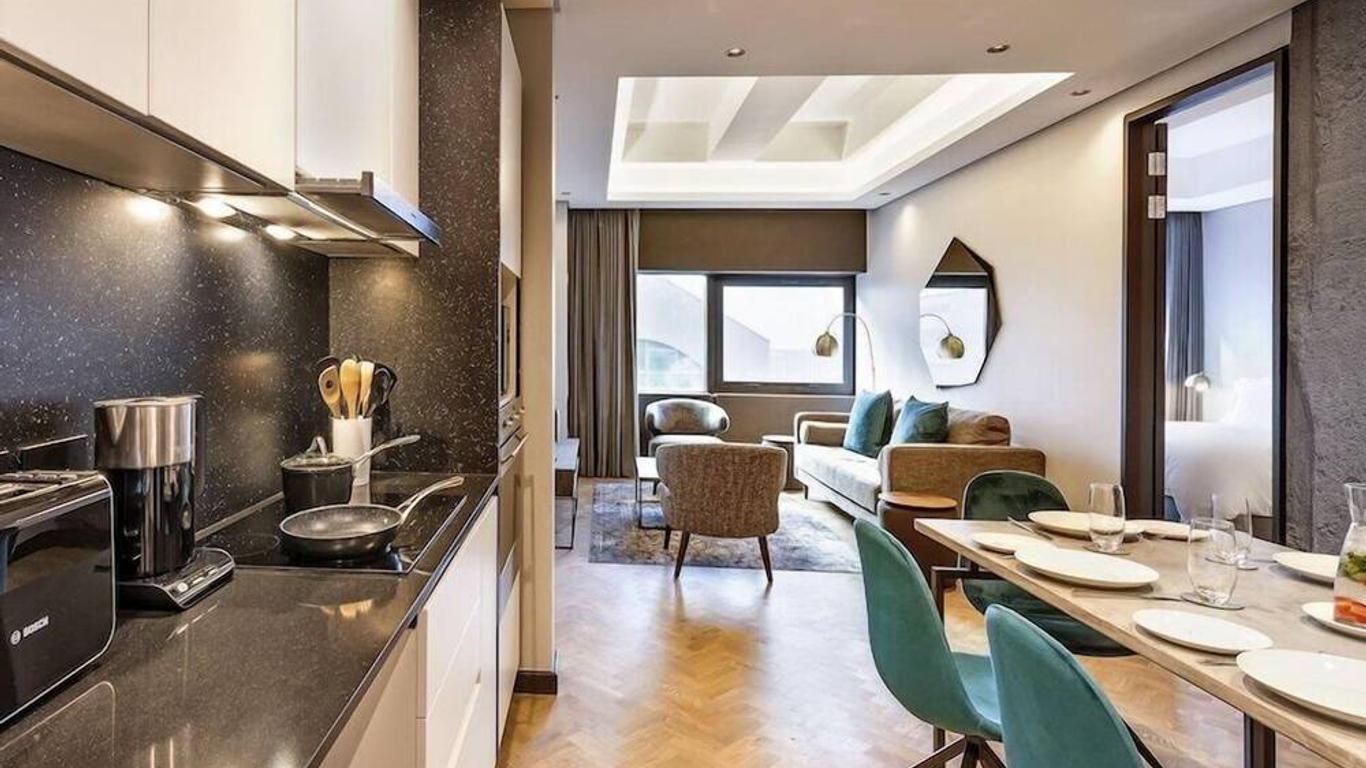 The Onyx Apartment Hotel
