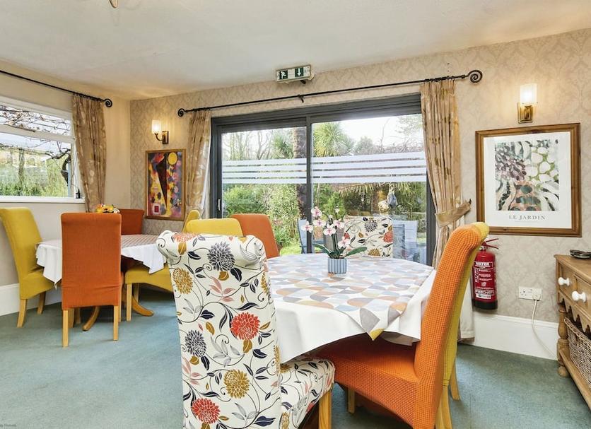Dining room Photo