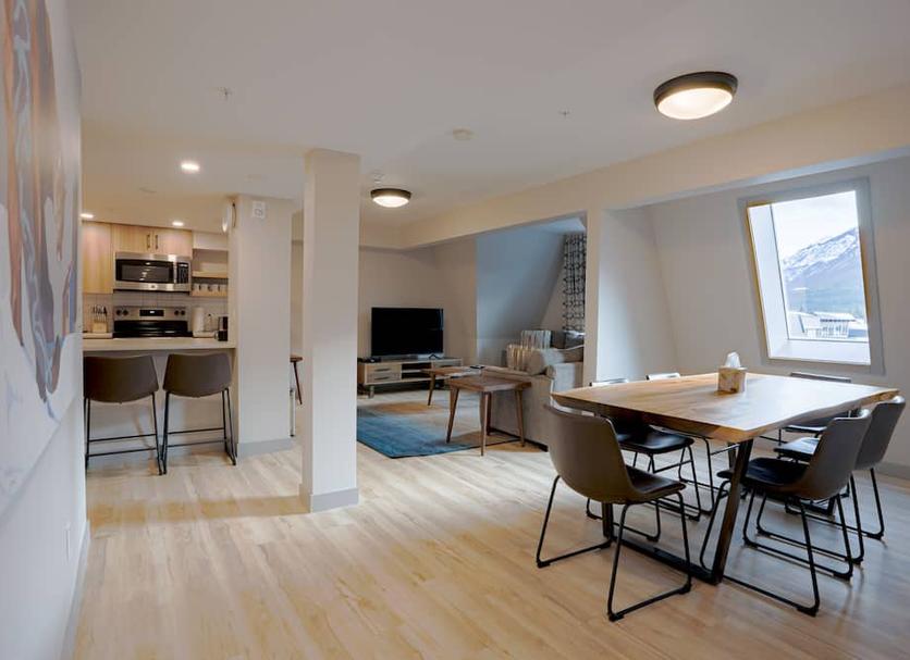 Dining room Photo