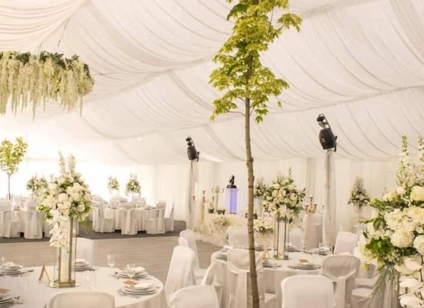 Banquet hall Photo