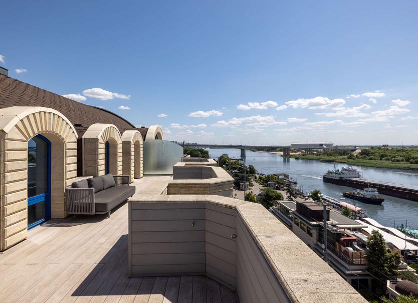 Balcony Photo