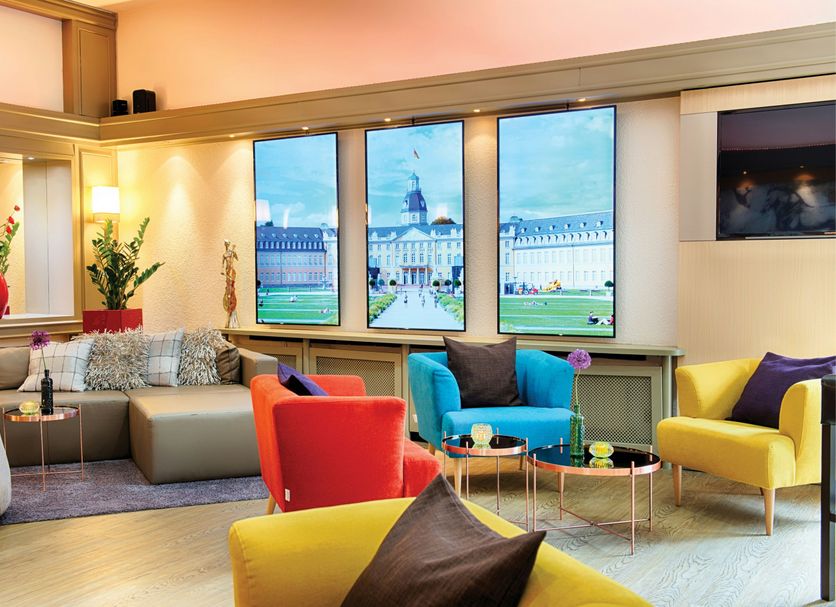 Lounge Photo