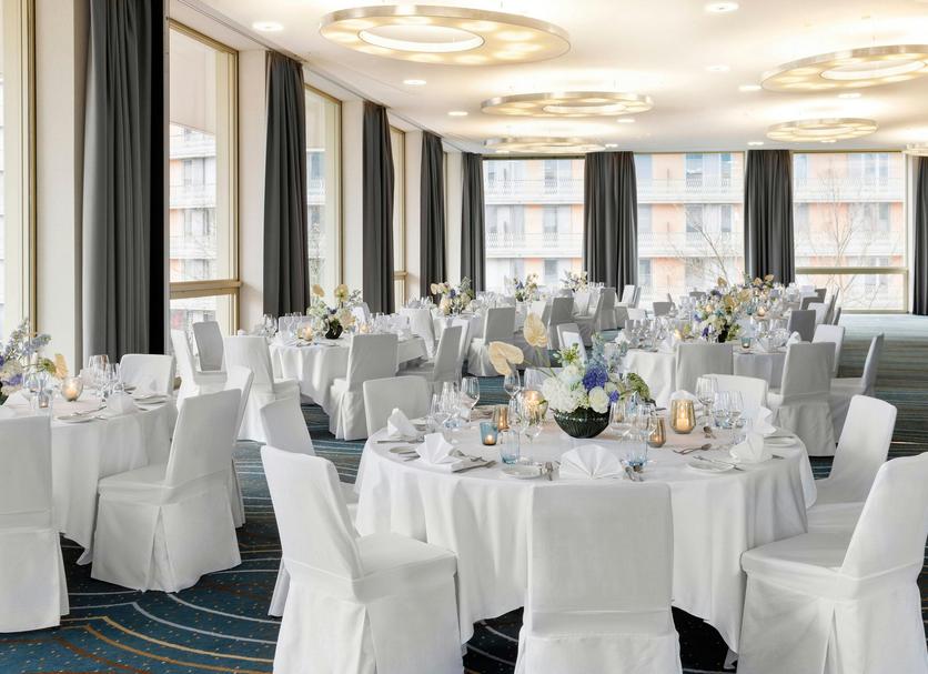 Banquet hall Photo