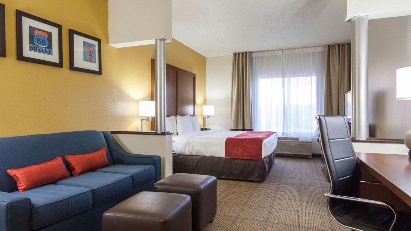 Comfort Suites Central/I-44