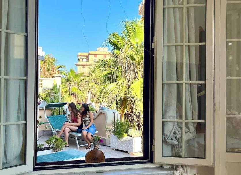 Balcony Photo