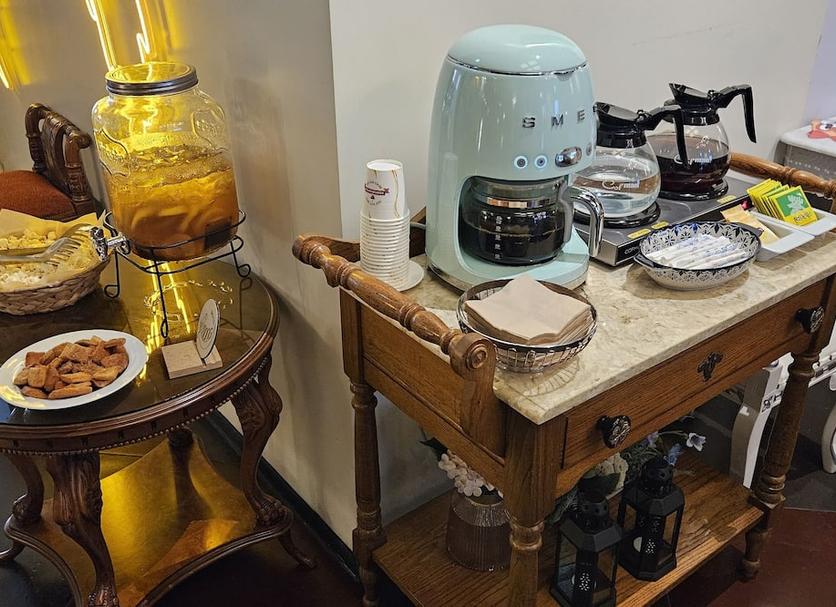 Buffet Photo