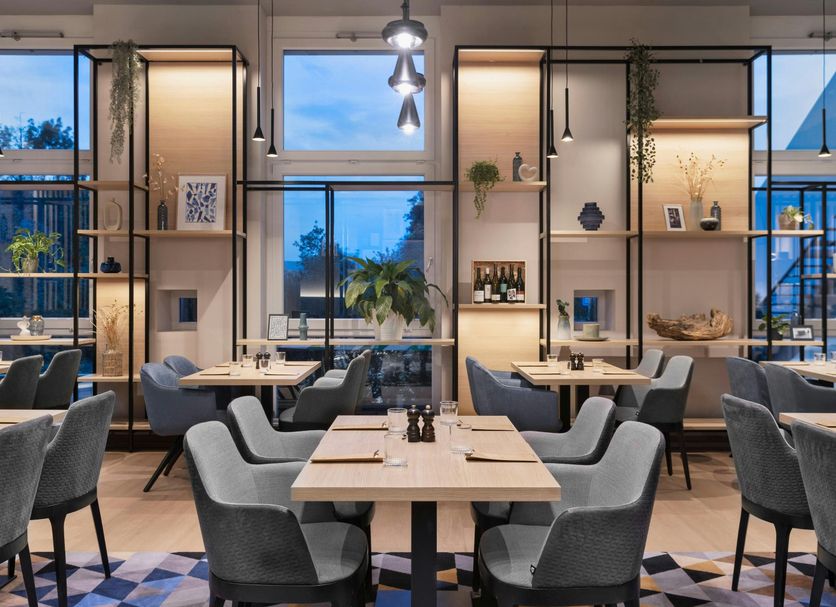 Restaurant Photo