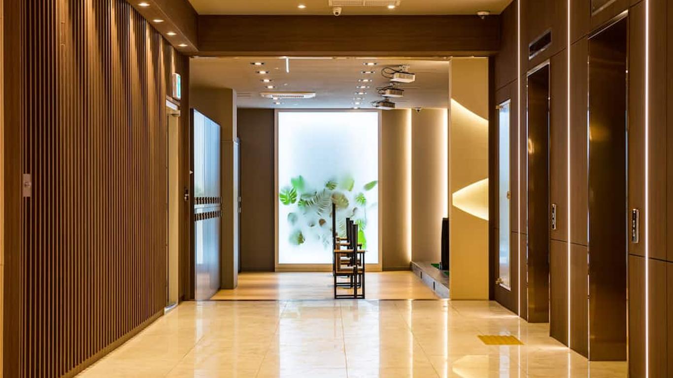 Sollago Myeongdong Hotel & Residence