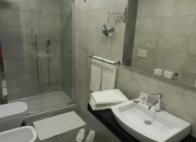Bathroom Photo