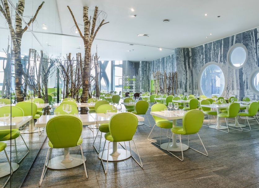 Restaurant Photo