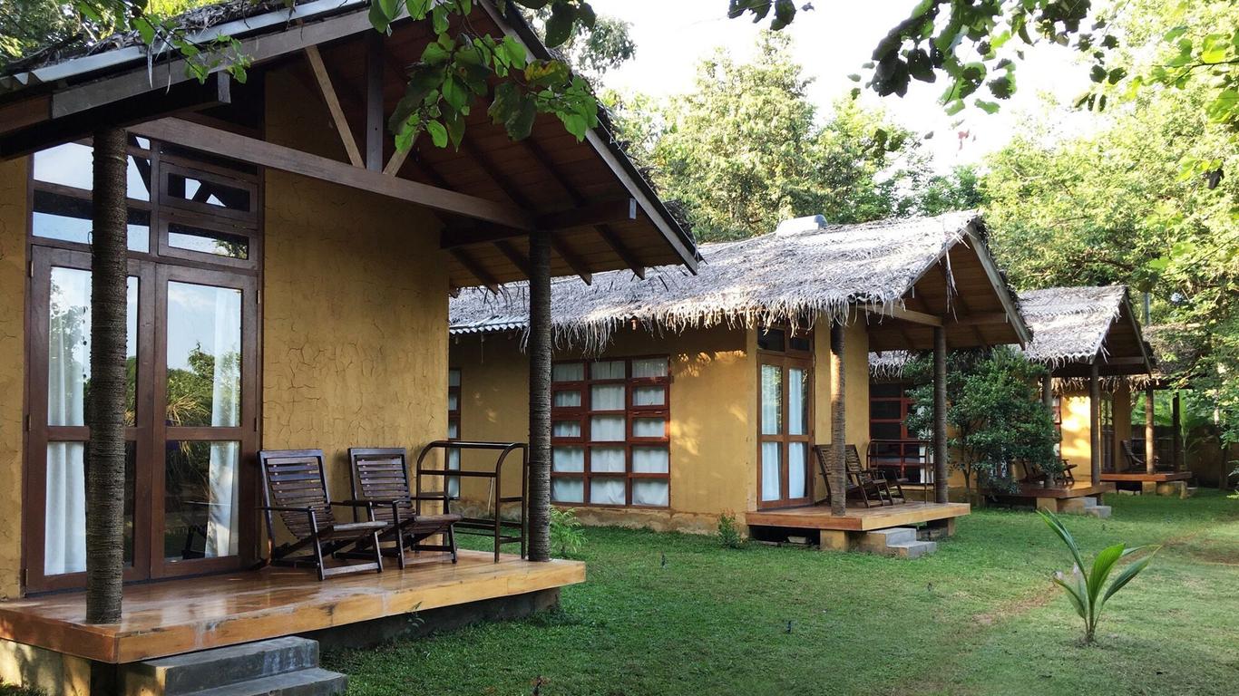 Sat Nam Village Hotel
