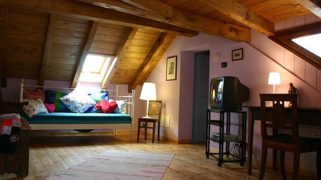 Casa Tomà