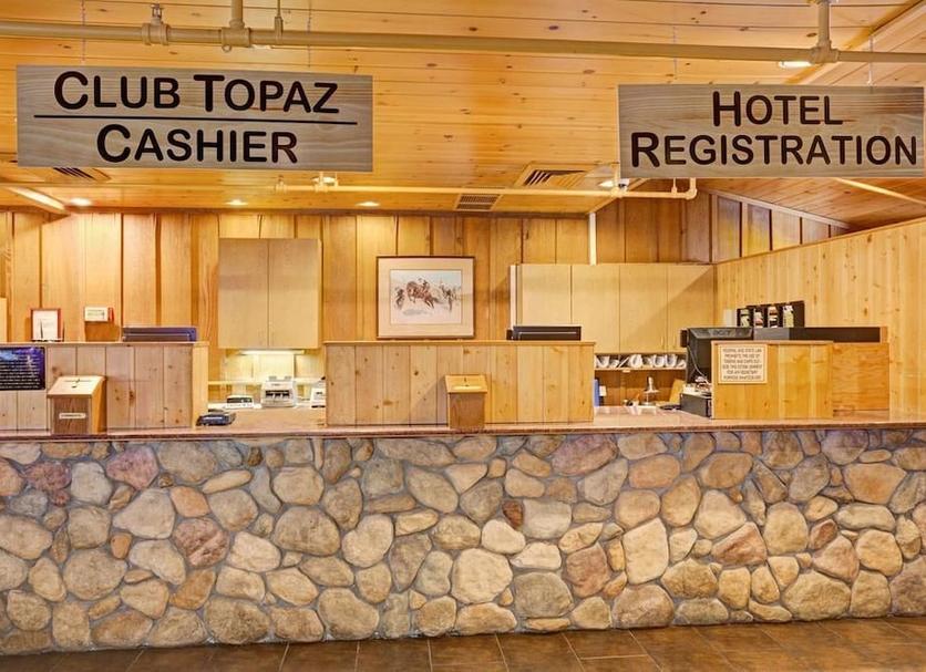 Front desk Photo