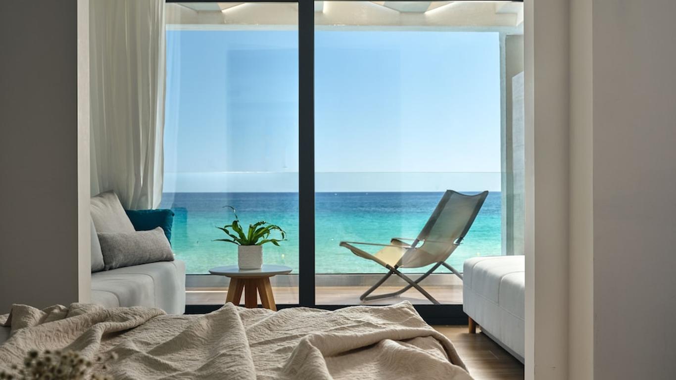 Cavo Orient Beach Hotel & Suites