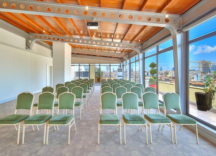 Conference room Photo