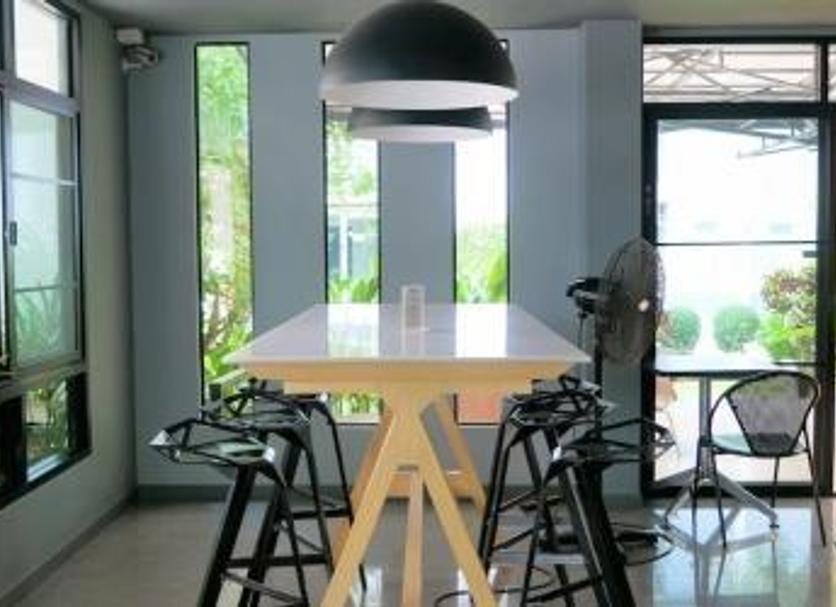 Dining room Photo