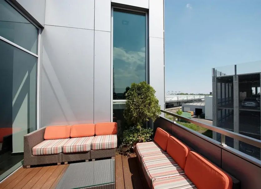 Balcony Photo