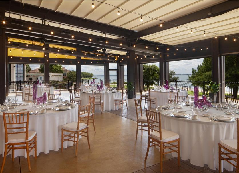 Banquet hall Photo