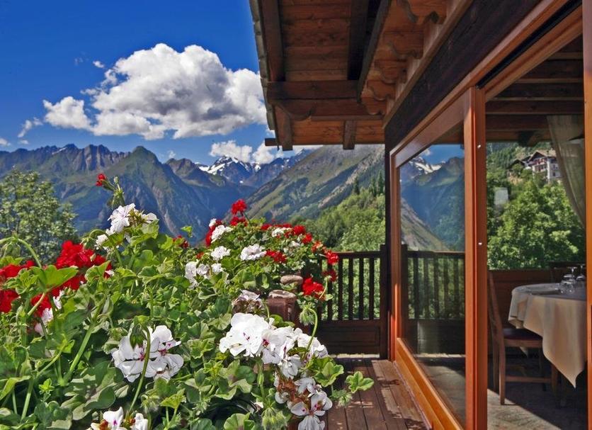 Balcony Photo