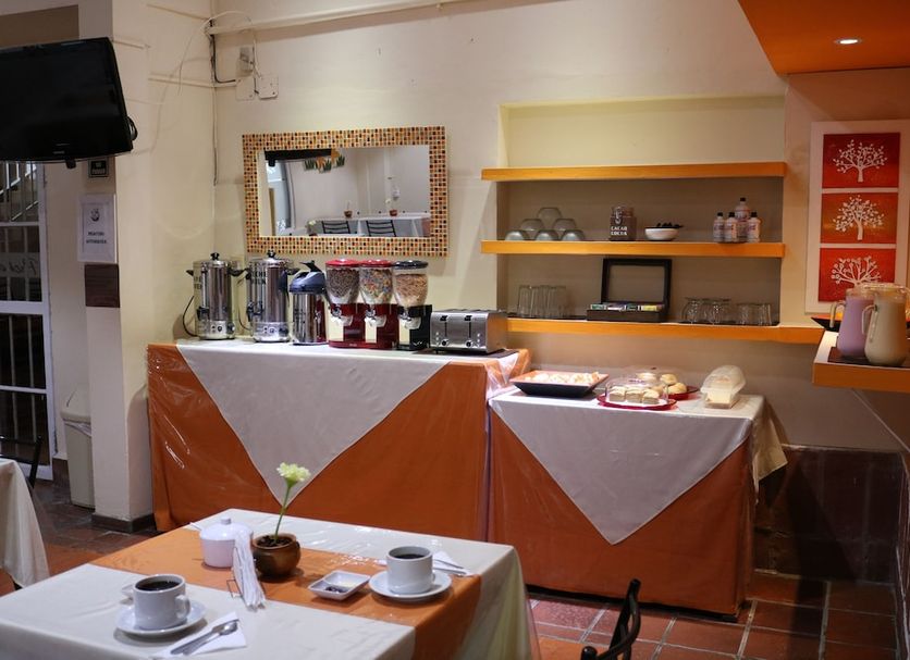 Buffet Photo