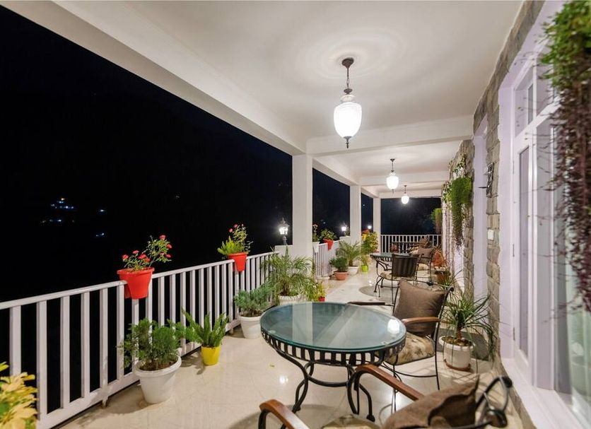 Balcony Photo