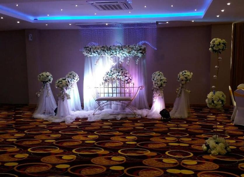 Banquet hall Photo