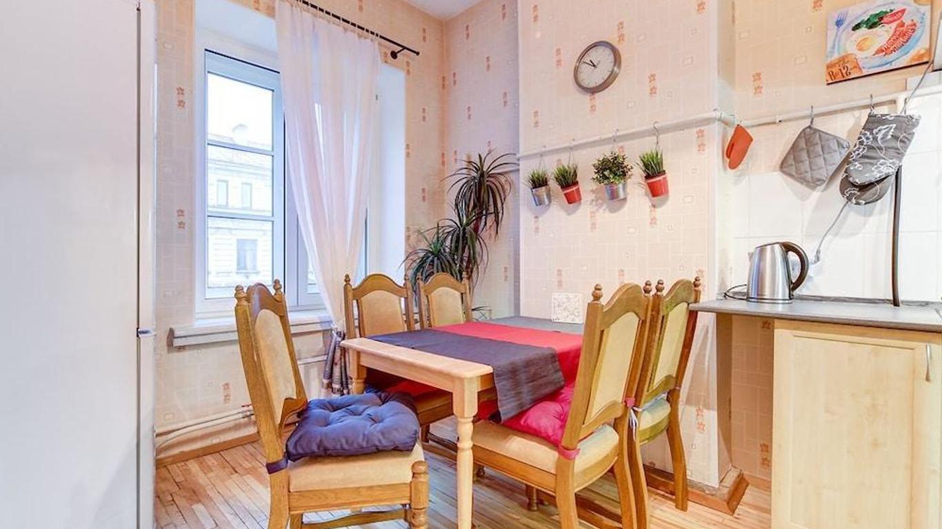 Nevsky 13 Guest House
