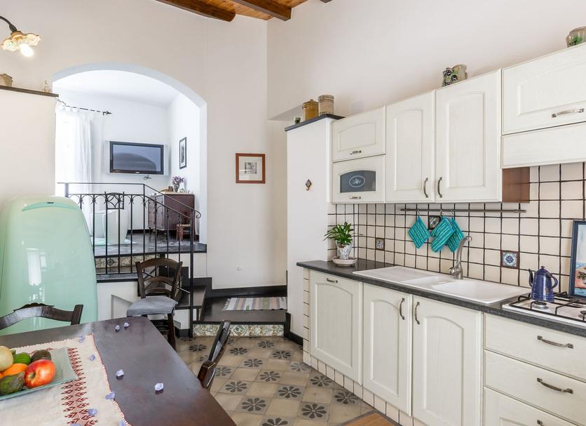 Kitchen Photo