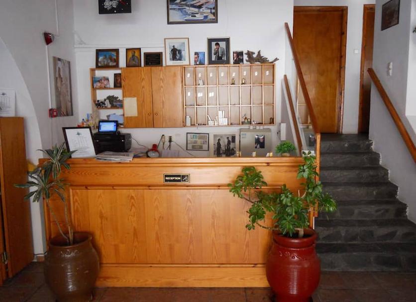 Front desk Photo