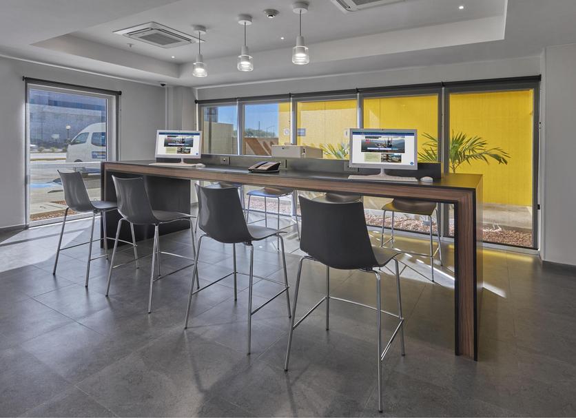 Business center Photo