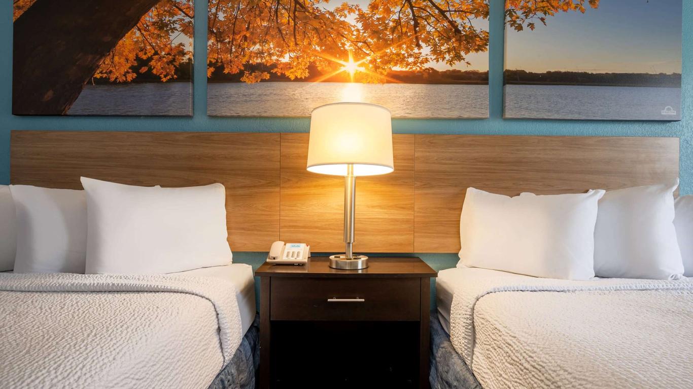 Days Inn by Wyndham Perrysburg Toledo