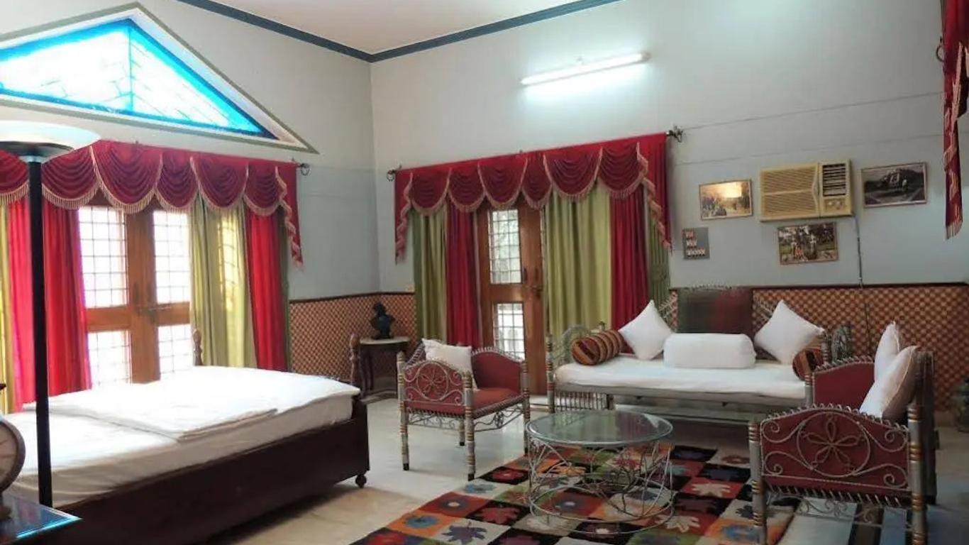 Kunjpur Guest House